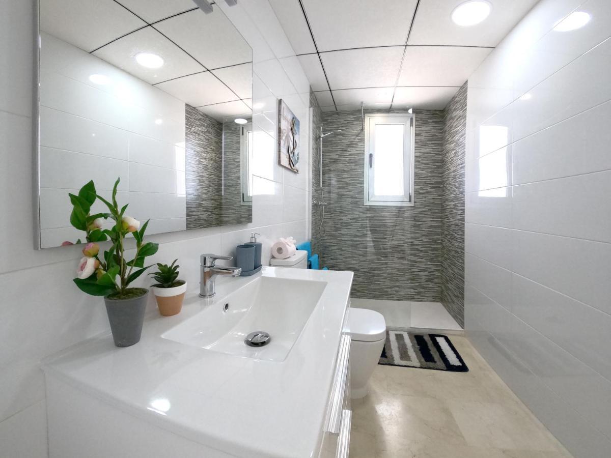 Modern 3 Bedroom 7 Guests Sun Golf * Villacosta